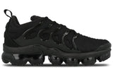 NIKE AIR VAPORMAX PLUS BLACK DARK GREY